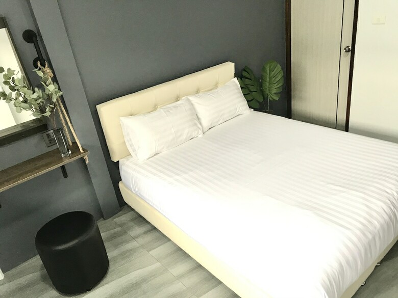 Hotel The Silver Stag 5mins Bts 9mins Jjmarket