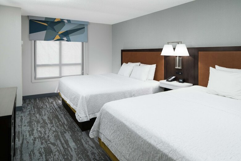 Hotel Hampton Inn & Suites At Beale Street (.)