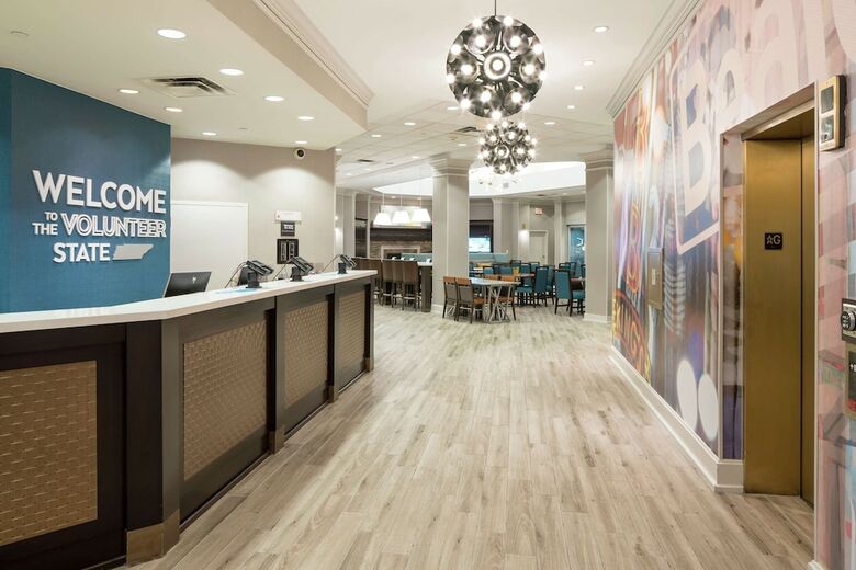 Hotel Hampton Inn & Suites At Beale Street (.)