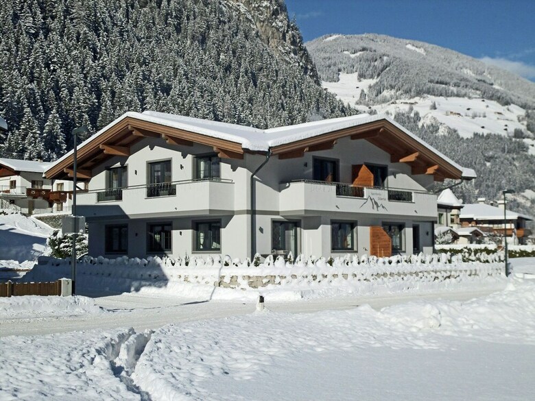 Spacious Apartment Near Ski Area In Mayrhofen