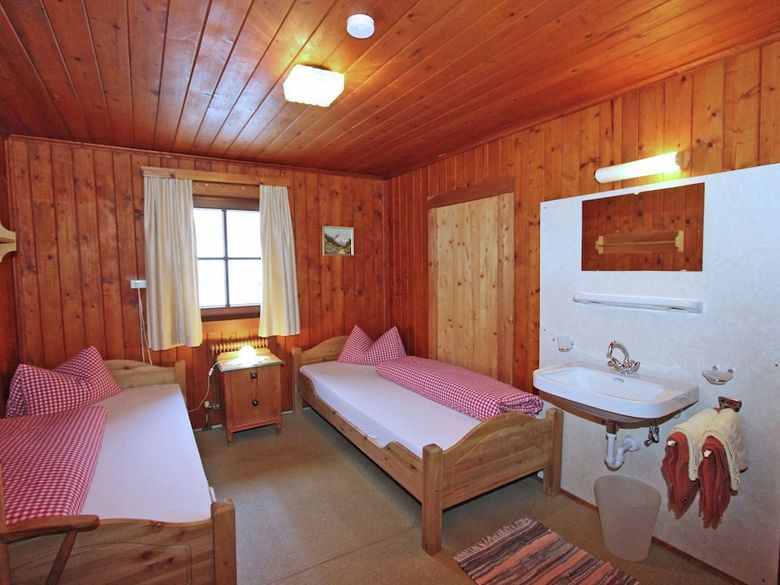 Cozy Chalet In Tyrol Near Ski Area