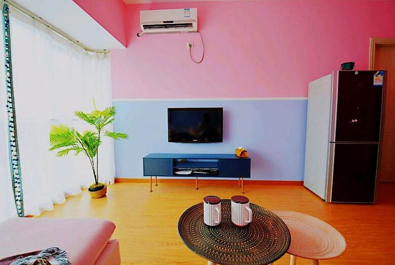 Apartamentos Avatar Gallery Large Queen Bed & High Rise View