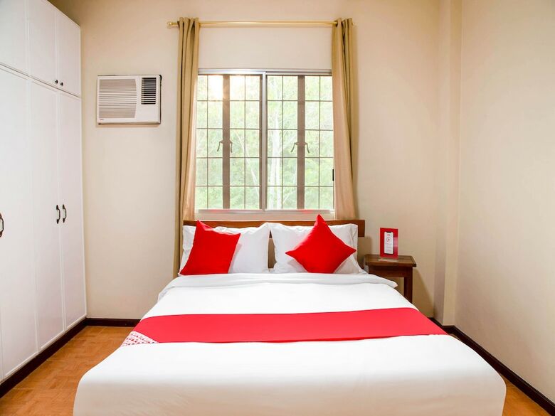 Hotel Oyo 211 Las Palmeras Apartelle
