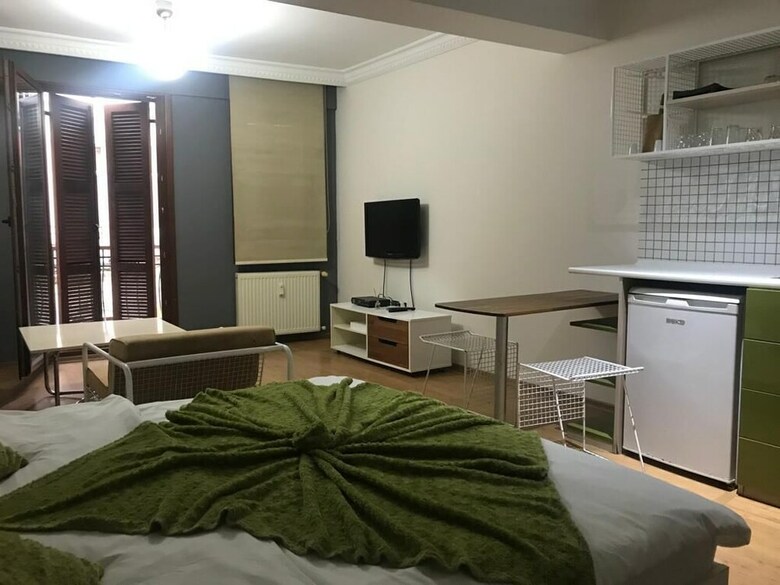 Opera House Hotel