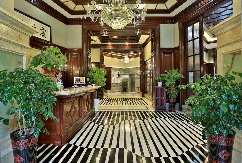 Yiwu Yueting International Hotel