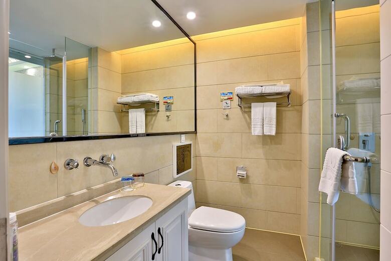 Yiwu Yueting International Hotel