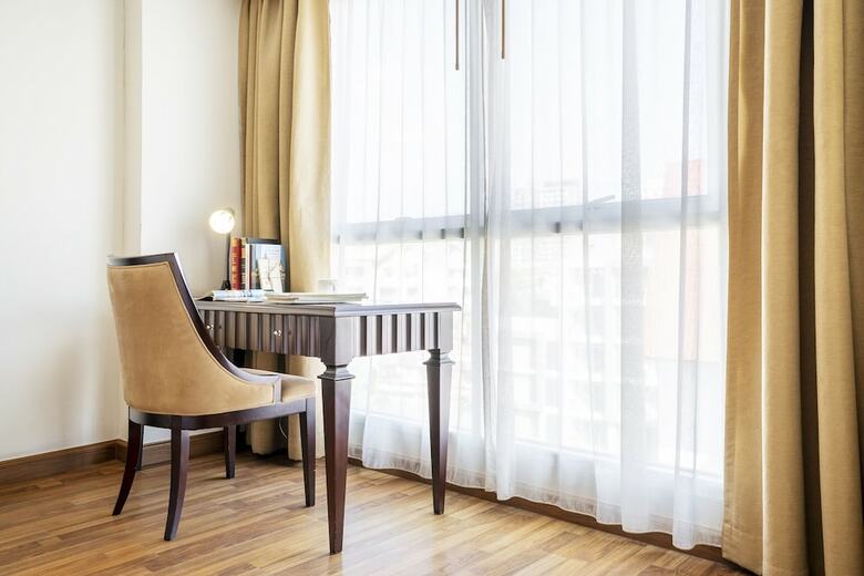Hotel Maple Haus Sukhumvit 33 By Favstay
