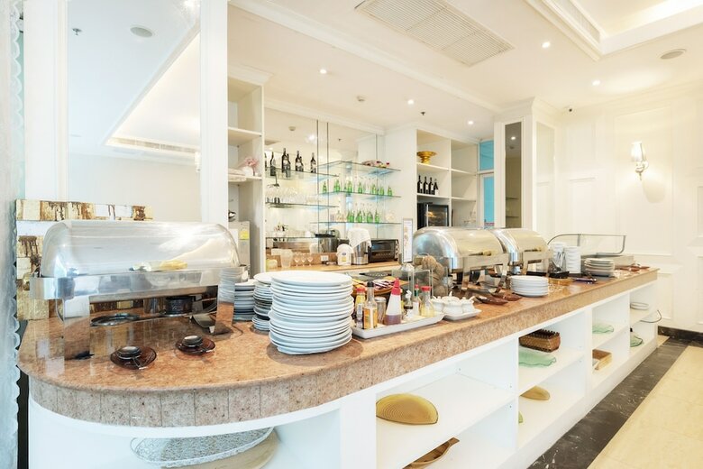 Hotel Maple Haus Sukhumvit 33 By Favstay