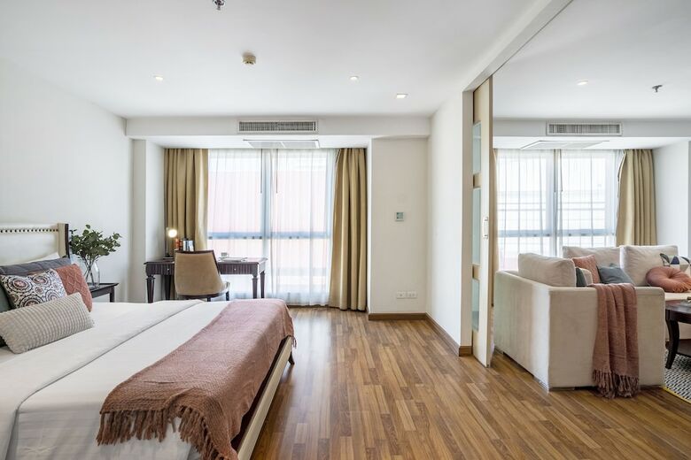 Hotel Maple Haus Sukhumvit 33 By Favstay