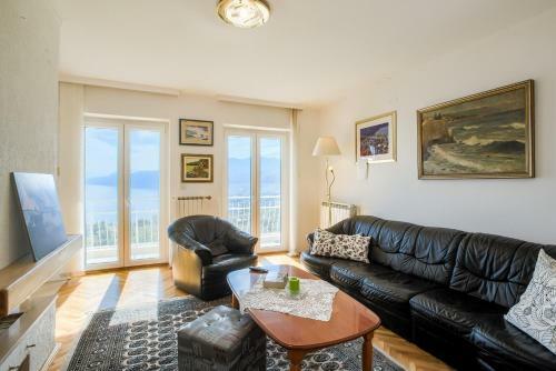 Apartments Frlan