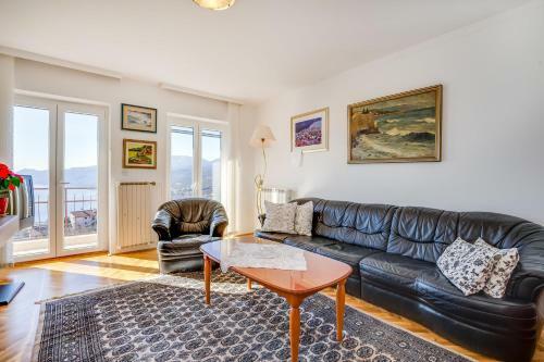 Apartments Frlan