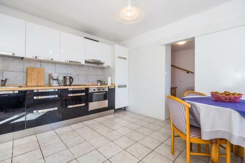 Apartments Frlan