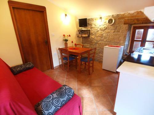 Villa Hum 1