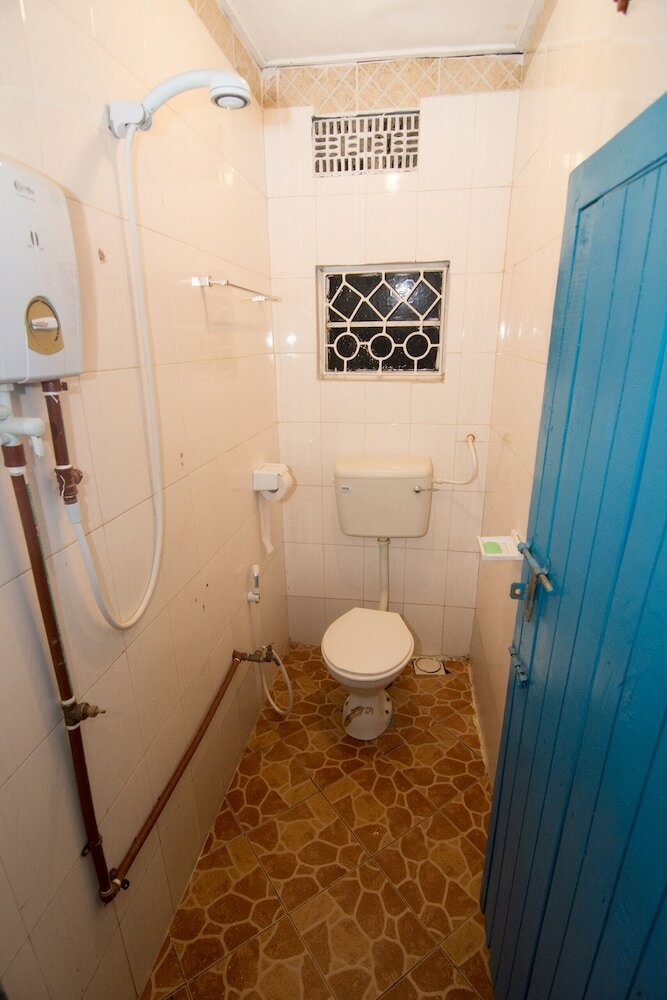 Hostal First Point Arusha Hostel