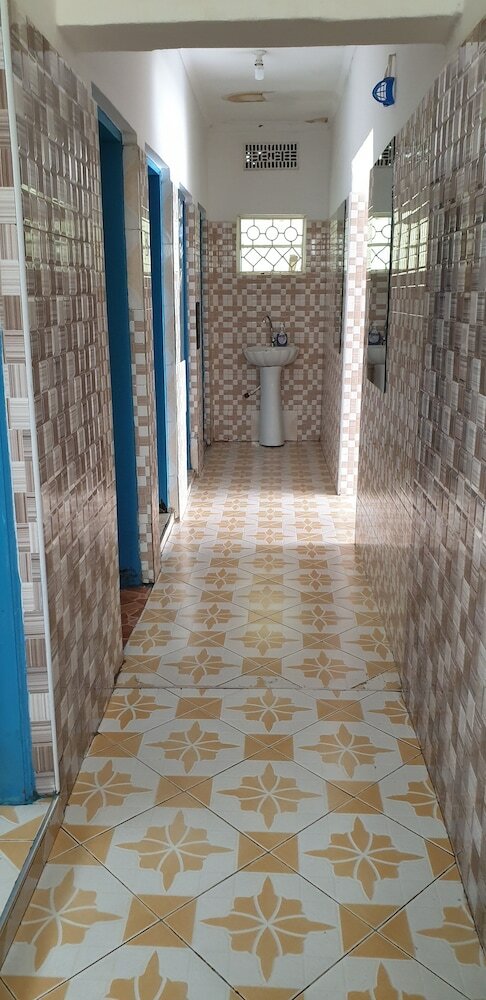 Hostal First Point Arusha Hostel