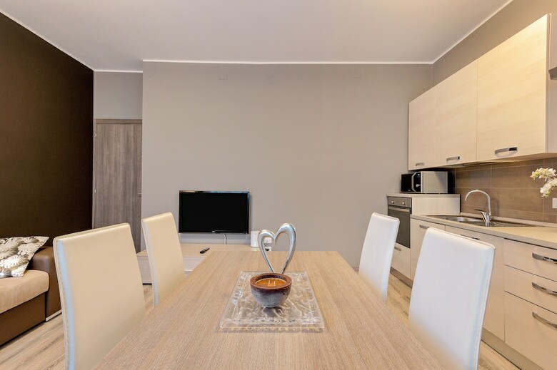 Verona Borgo Roma Apartment