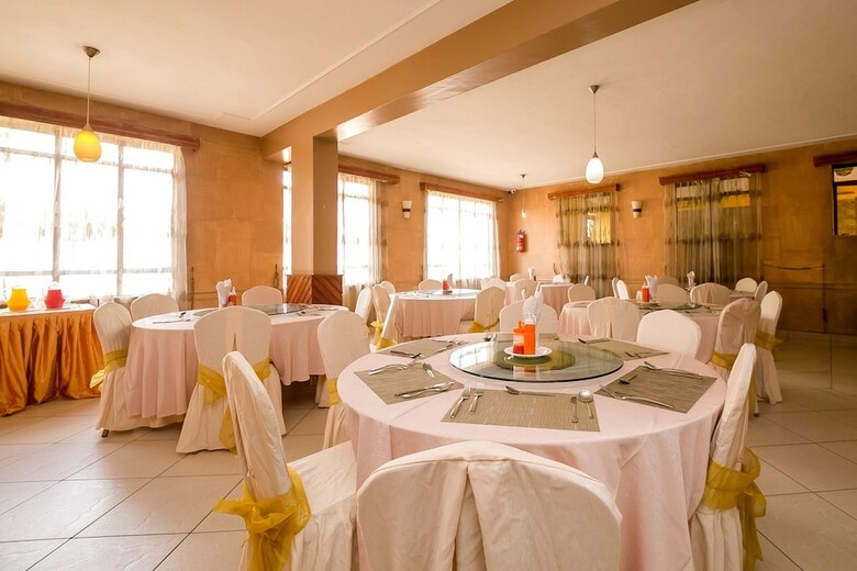 Olive Gardens Hotel
