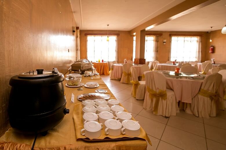Olive Gardens Hotel