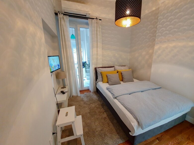 Srecko Centar Apartment