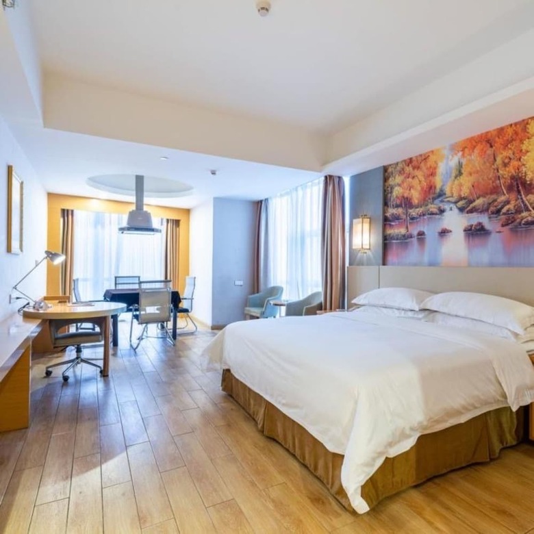Vienna International Hotel Wuyi Square