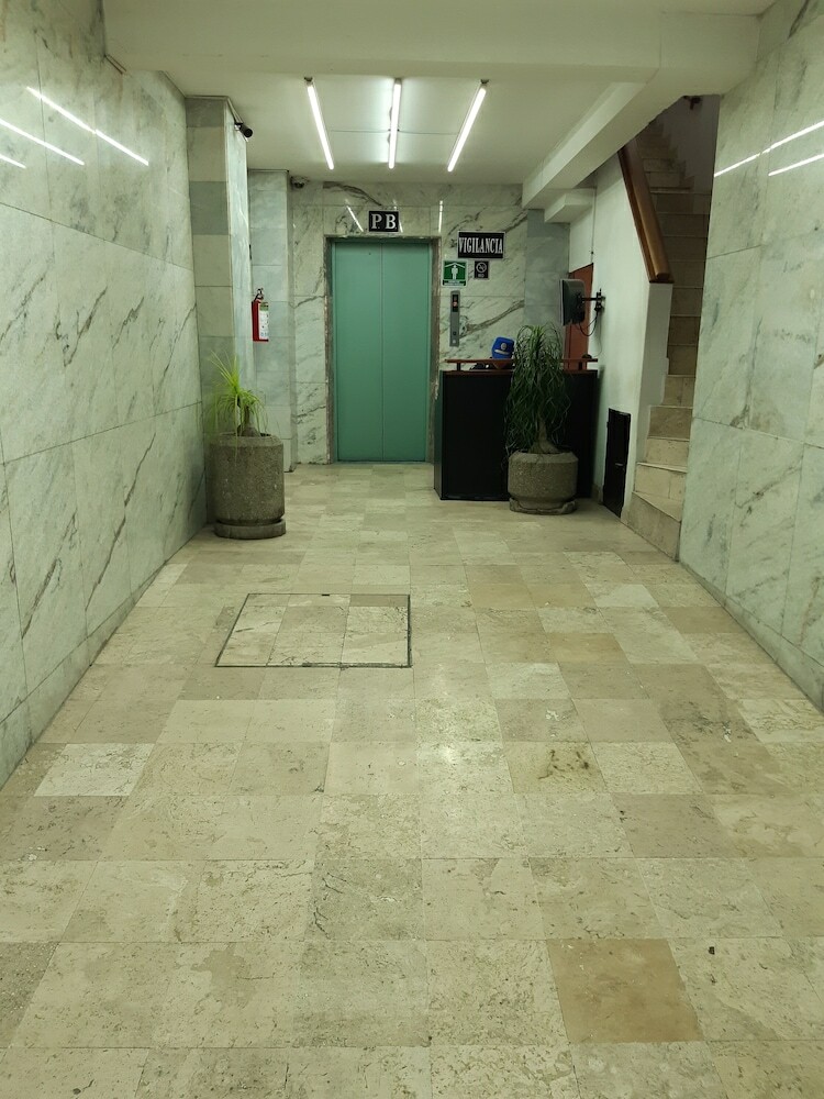 Bed & Breakfast Alameda House