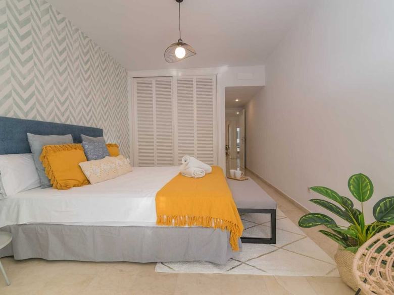 Hostal R�o Real Sunshine Retreat