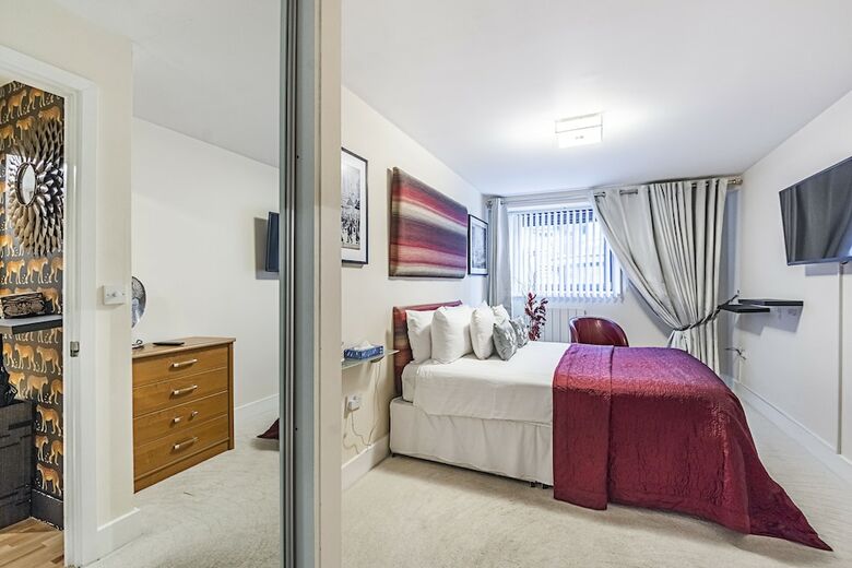 Canary Wharf Luxury Apartments