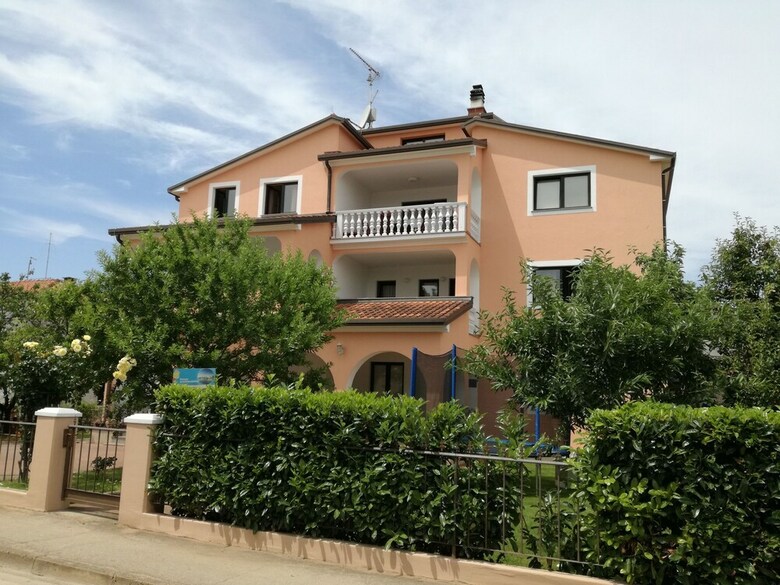 Apartments Danica