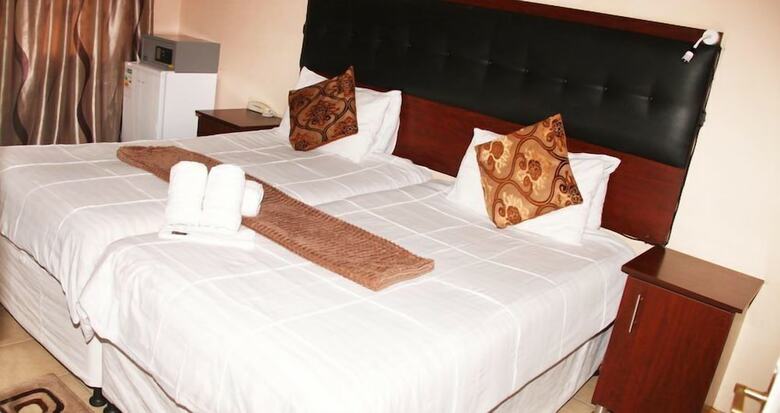 Hotel Bubble Ball Guest House
