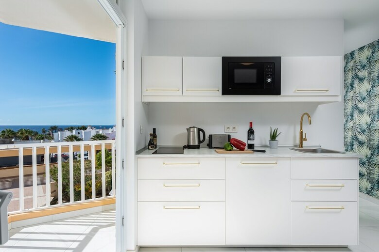 Apartamentos Y1db. Luxurious Studio In 'playa de Las Americas'
