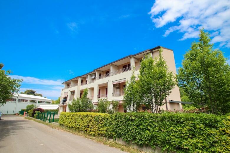 Apartamentos Denis