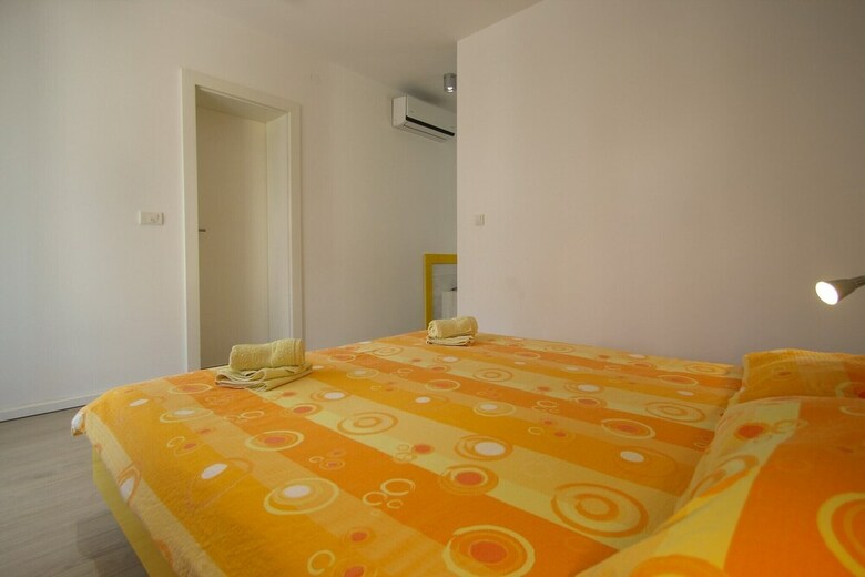 Apartamentos Karmen