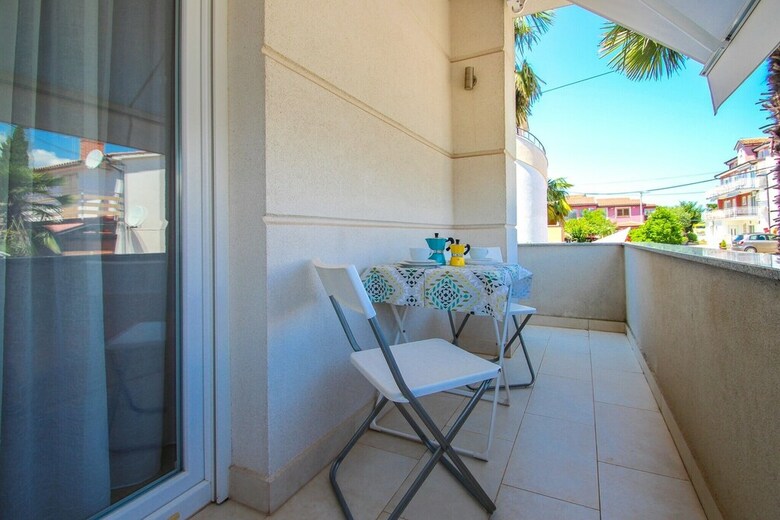 Apartamentos Karmen
