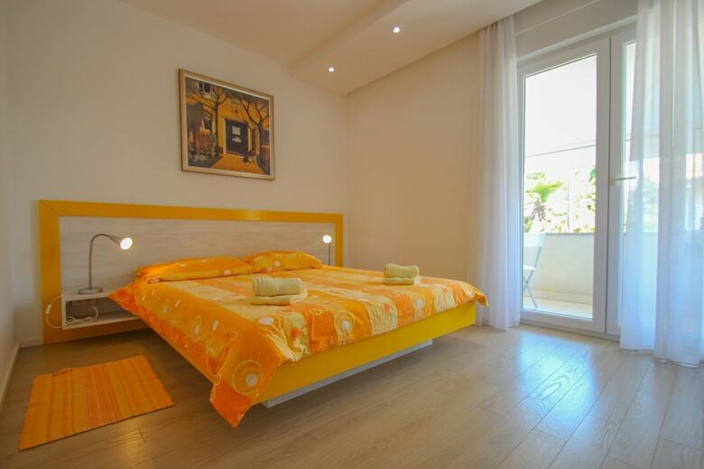 Apartamentos Karmen