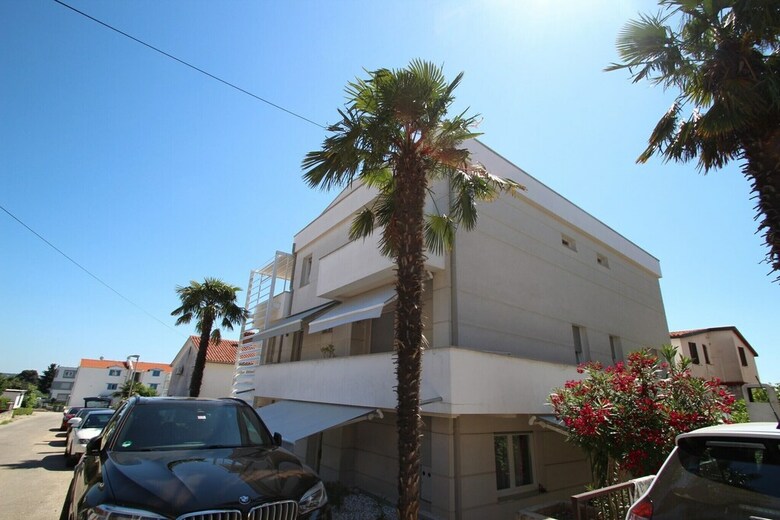 Apartamentos Karmen