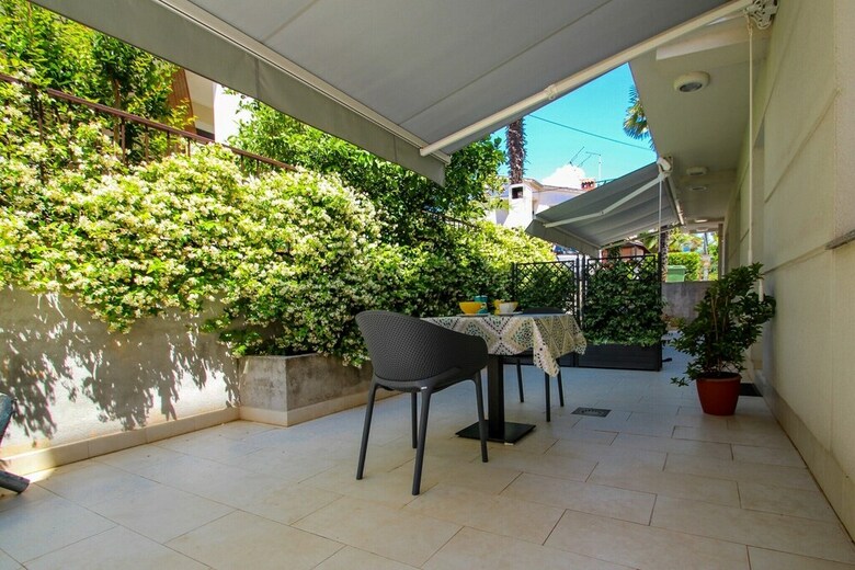 Apartamentos Karmen