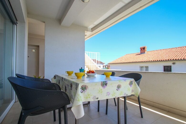 Apartamentos Karmen