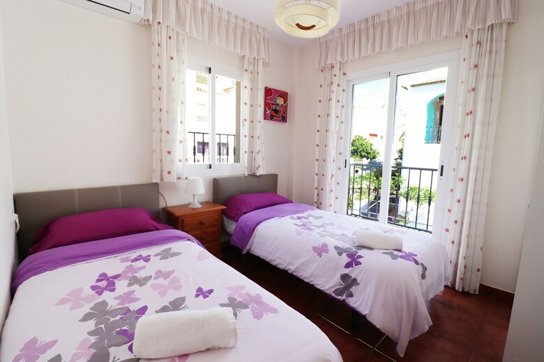 1072 Villa Palomas