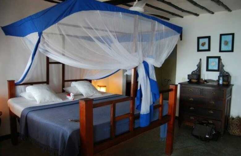 Posada Chapwani Island