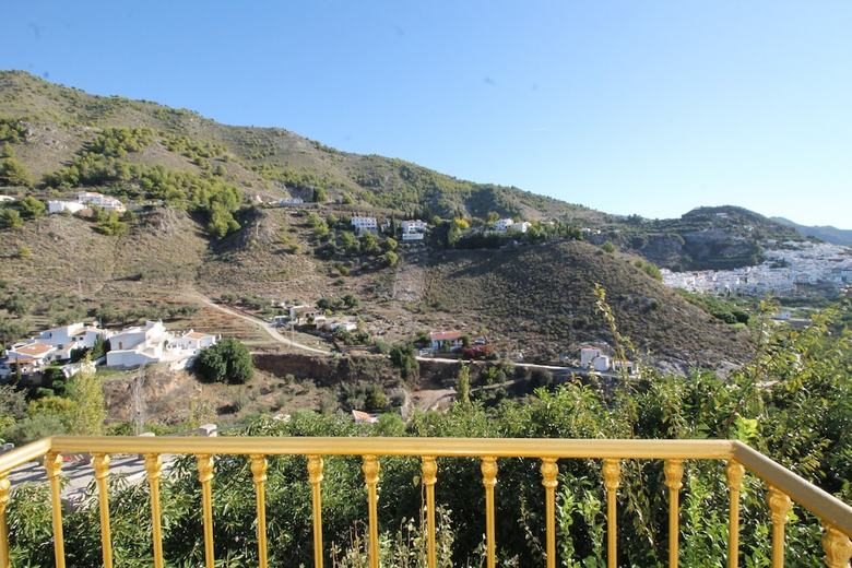 1084 Villa Manolo