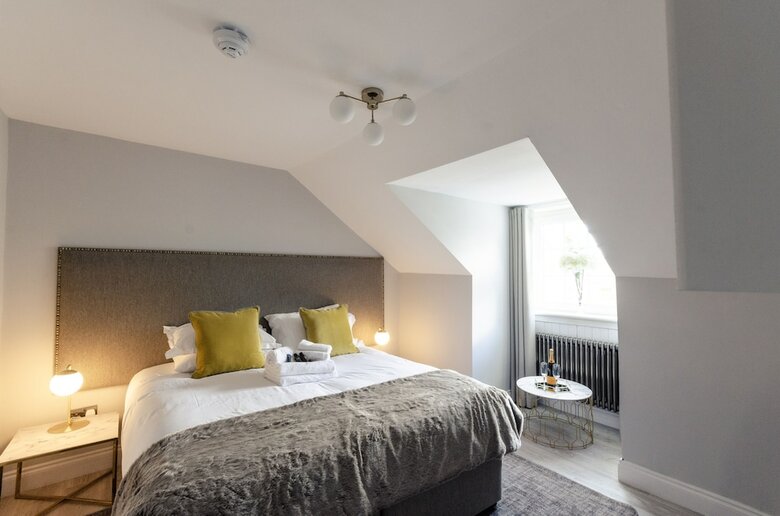 Aparthotel Sweeney Apartments And Rooms