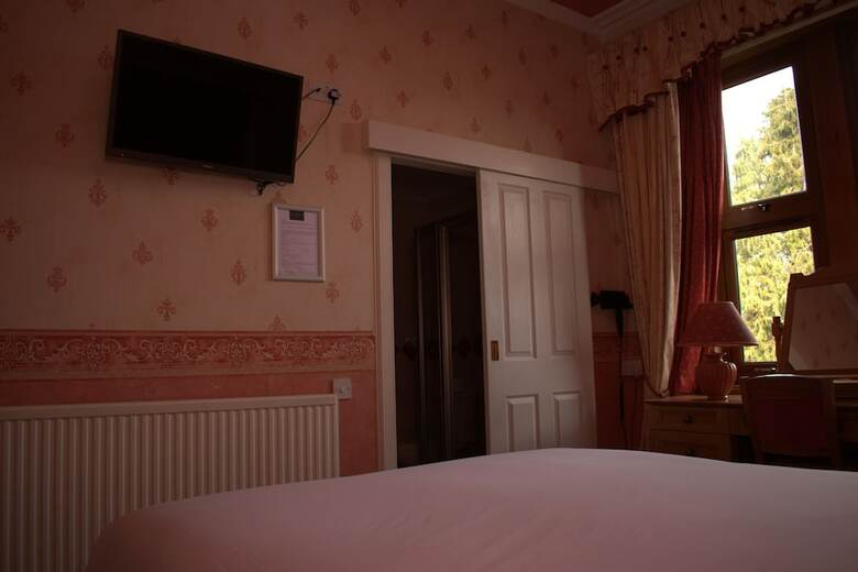 West End Hotel