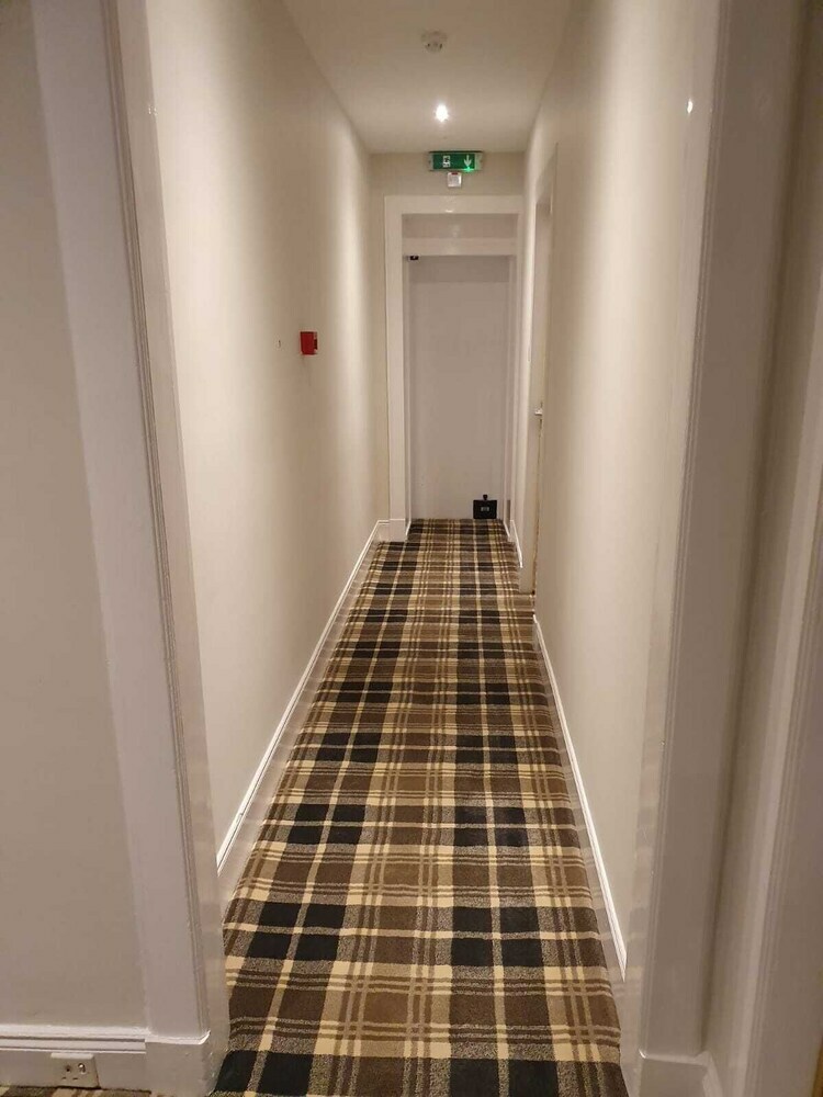 West End Hotel