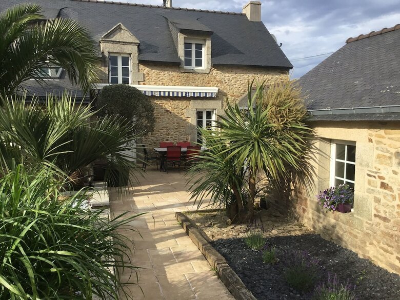 Ty Elisther - Maison de Charme � Saint-colombier