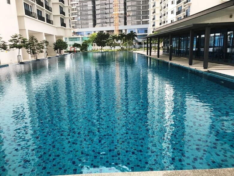 Apartamentos E Studio-trefoil Setiacity Setiaalam