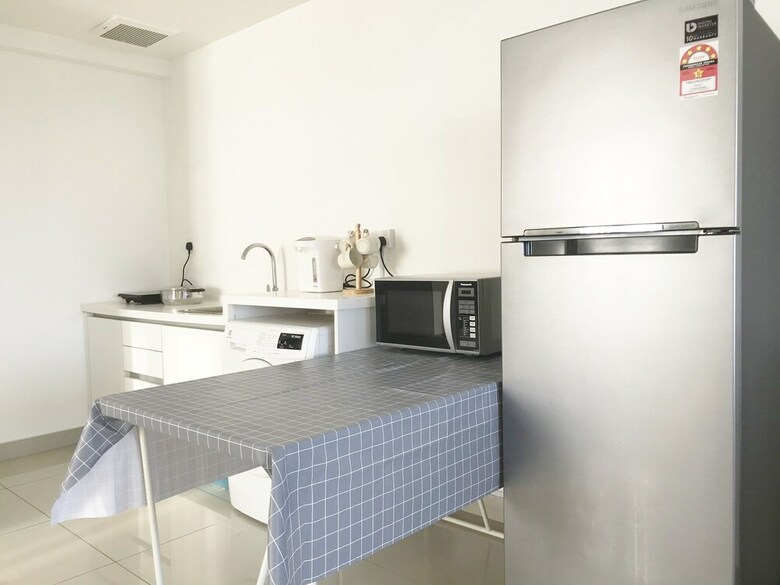 Apartamentos E Studio-trefoil Setiacity Setiaalam