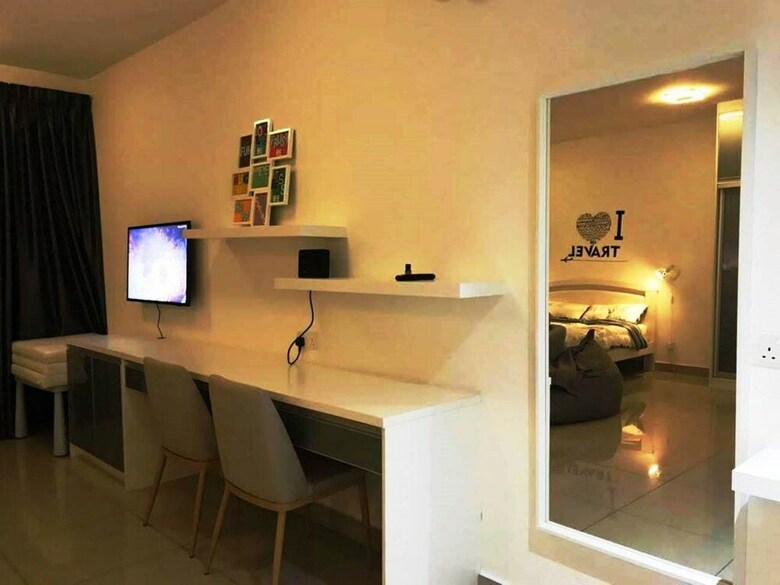 Apartamentos E Studio-trefoil Setiacity Setiaalam