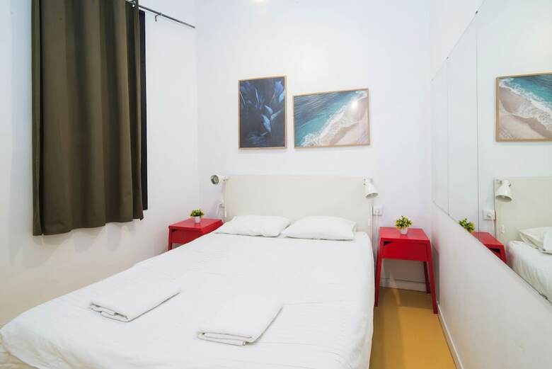 Apartamentos Elpilar Raval