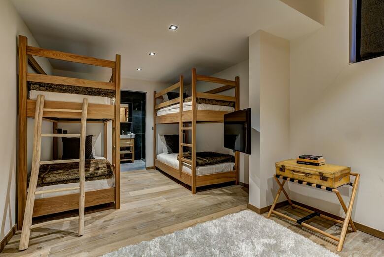 Black Pearl Chalet