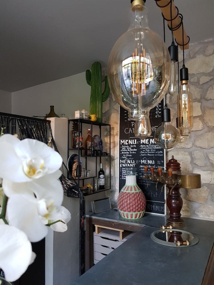 Bed & Breakfast Chambres D'hotes Au Centre de Sigean